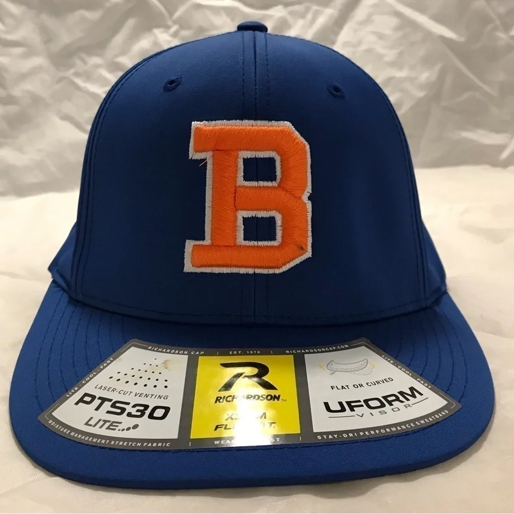 Richardson e4 hat